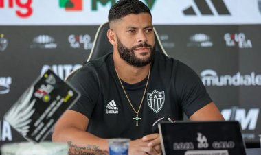 Hulk evita falar sobre futuro no Atlético e mantém foco no jogo contra o Bahia