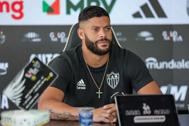 Hulk evita falar sobre futuro no Atlético e mantém foco no jogo contra o Bahia