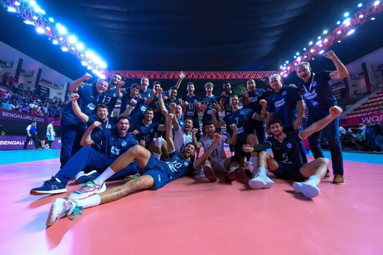 Itambé Minas celebra vitória na estreia do Mundial de Clubes de Vôlei