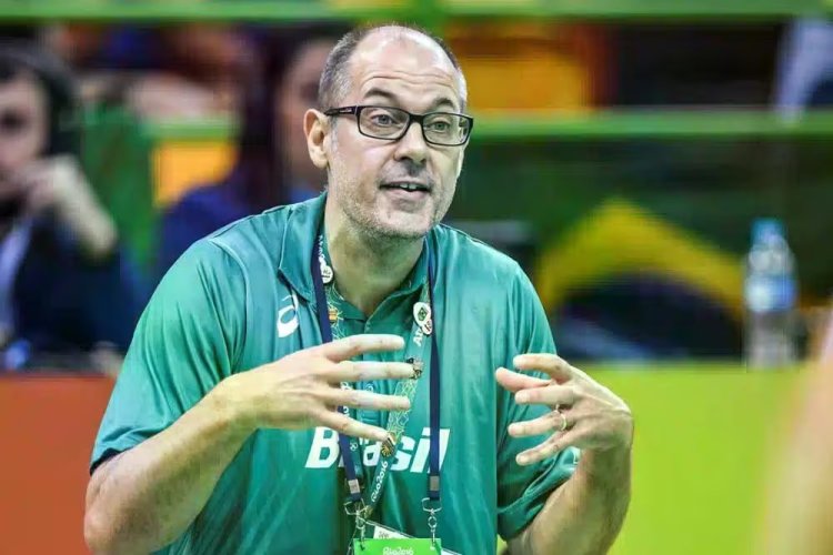 Brasil celebra 10 anos de título mundial de handebol e busca retomar sucesso