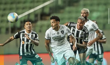 COM UM A MENOS, ATLÉTICO EMPATA COM BOTAFOGO, QUE VÊ PALMEIRAS ENCOSTAR