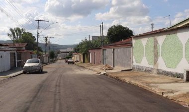 RUA NICE, NO BAIRRO JARDIM EUROPA É TOTALMENTE ASFALTADA PRLA PREFEITURA DE SETE LAGOAS