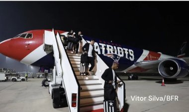 Jogador do Botafogo no chão e mais: jornal denuncia condições de avião da NFL