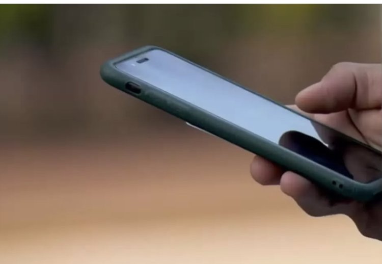 Senado aprova projeto que limita uso de celulares nas escolas de todo o Brasil