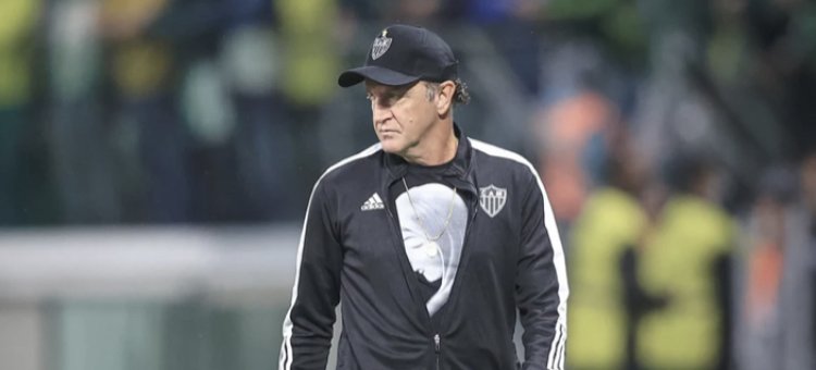 Novo técnico do Atlético, Cuca rasga elogios a jogador do clube