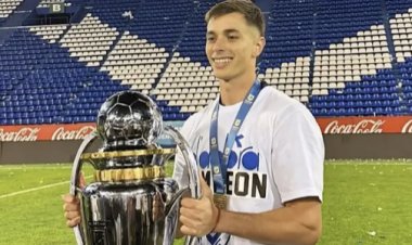 Cruzeiro negocia contratação de zagueiro destaque do Vélez, campeão argentino
