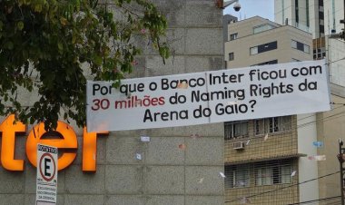 Samba da Revolta”: Torcedores do Atlético-MG criticam SAF e exigem mudanças