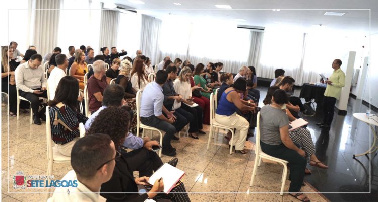 Prefeitura apresenta diretrizes da Folha de Pagamento 2025 com foco na valorização dos servidores