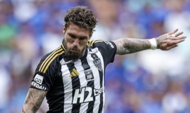 Ex-árbitro opina se Lyanco, do Atlético, deveria ter sido expulso contra o Cruzeiro