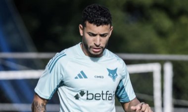 Inter volta à carga para repatriar lateral William, do Cruzeiro