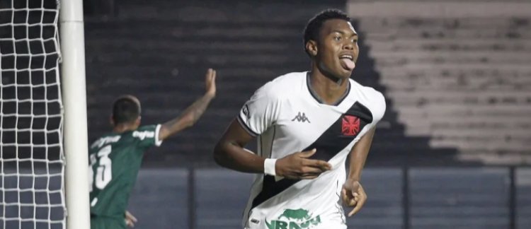 Vasco aguarda definição de time turco para sacramentar futuro de atacante