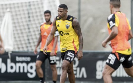 Atacante do Atlético comemora volta aos treinos e revela motivação