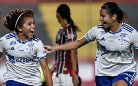 Cruzeiro vence Fluminense e assume a liderança do Brasileiro Feminino