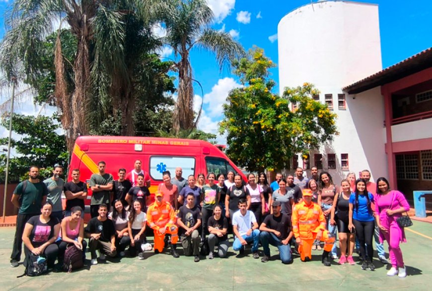 Corpo de Bombeiros forma primeira turma de socorristas em Sete Lagoas