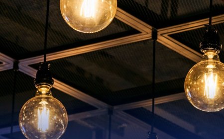 Iluminação para eventos: Dicas para criar atmosferas incríveis