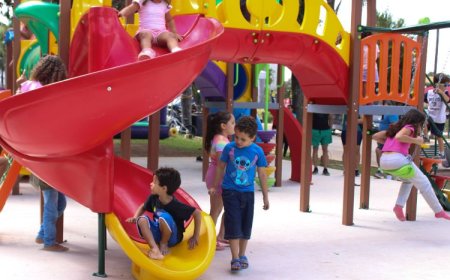 Lugar de Criança chega ao bairro Dona Dora e parque infantil é entregue pela Prefeitura