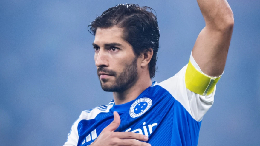 Cruzeiro encaminha ampliação de contrato com Lucas Silva; saiba detalhes