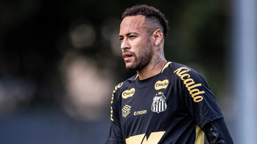 Pai de Neymar revela interesse de clubes em meio à negociação com Santos