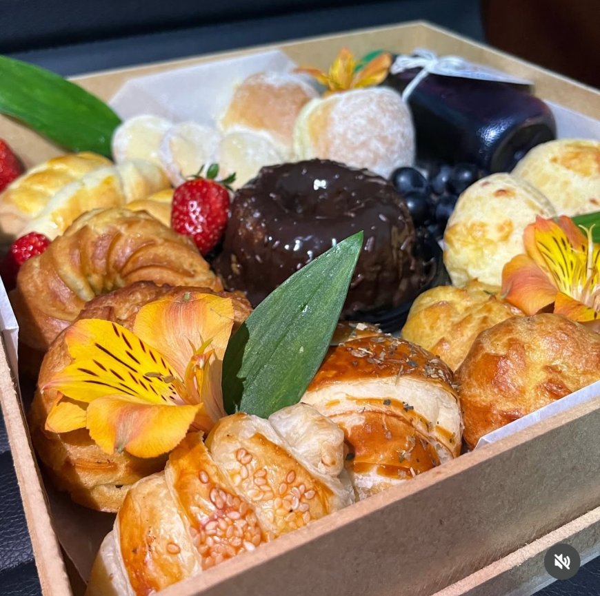 Padaria Monsenhor Messias: Sabor que encanta, tradição que alimenta!