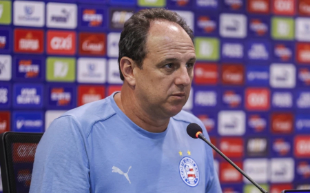 Rogério Ceni revela necessidades do Bahia na janela de transferências