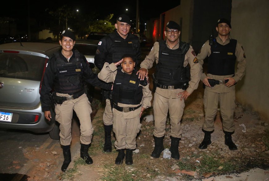 Polícia Militar atende pedido e vai a festa de garoto em Sete Lagoas