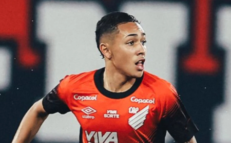 Quem é Kauã Moraes, lateral que jogou com Endrick e Estêvão e é reforço do Cruzeiro