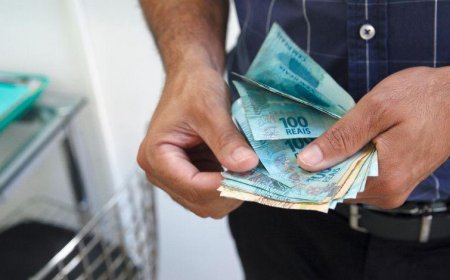 Proposta do Orçamento de 2026 prevê salário mínimo de R$ 1.631