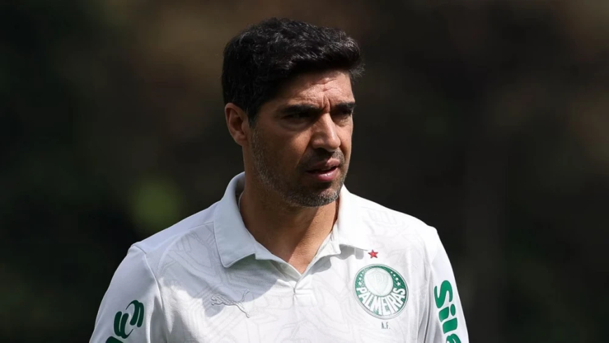 Palmeiras volta da Argentina com preocupação sobre jogador titular