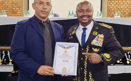 Vereador Thiago Santana recebe Medalha de Mérito Diplomático em reconhecimento aos serviços prestados à comunidade