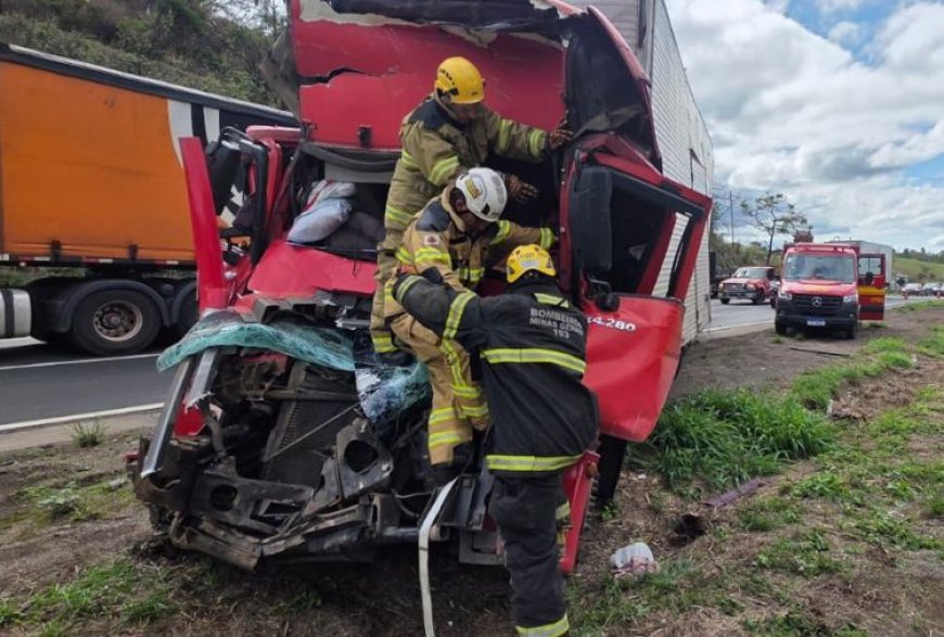 Sete Lagoas: motorista é retirado das ferragens após acidente na 040