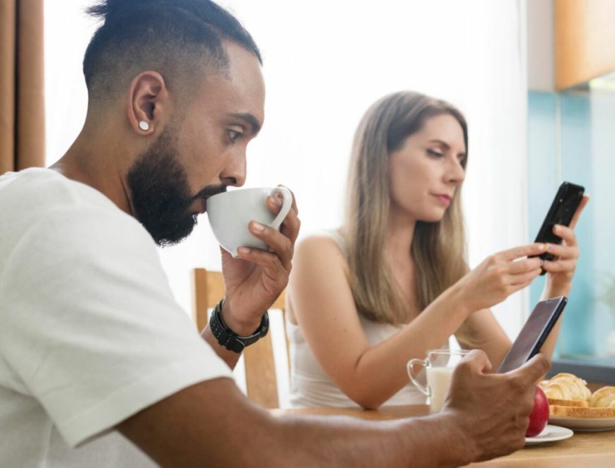 Saiba como o uso de telas pode estar prejudicando a saúde da sua pele