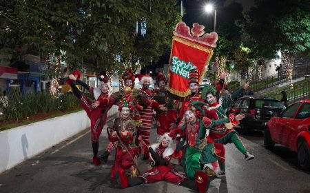 Santos Dumont é tomada pela magia na primeira Parada Natalina da história da cidade
