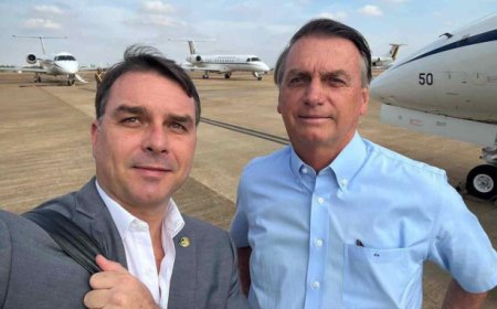 Bolsonaro define advogados autorizados a visitá-lo