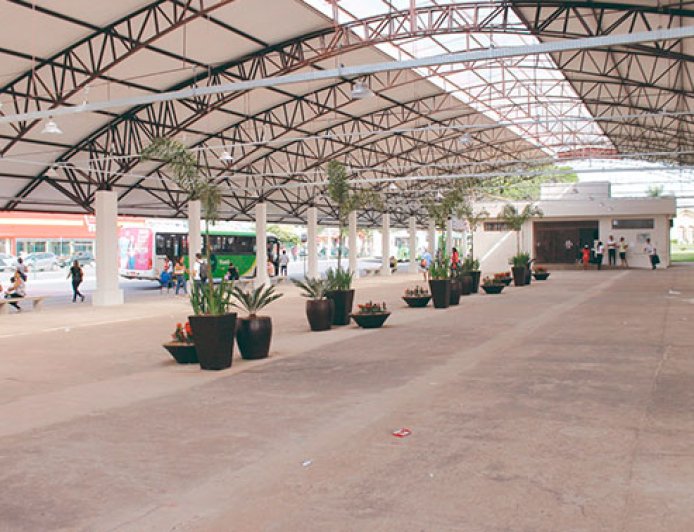 Justiça intervém e determina circulação de ônibus em Sete Lagoas após paralisação