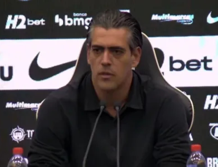 Diretor do Atlético revela reunião com Hulk