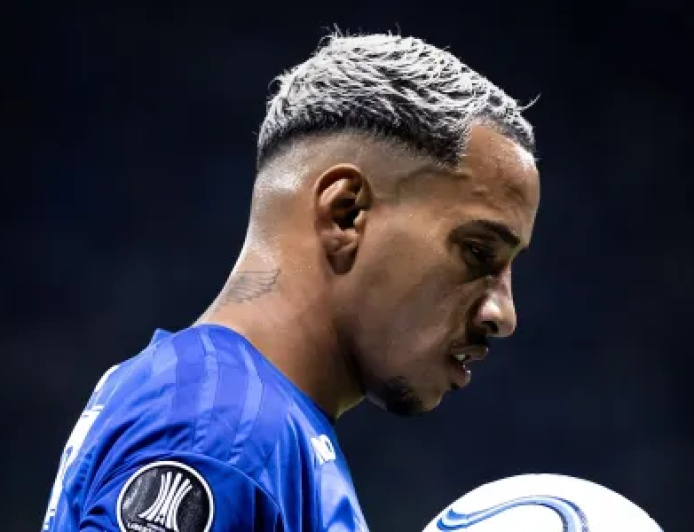 Cruzeiro: Matheus Pereira é alvo de ofensas racistas e ameaças