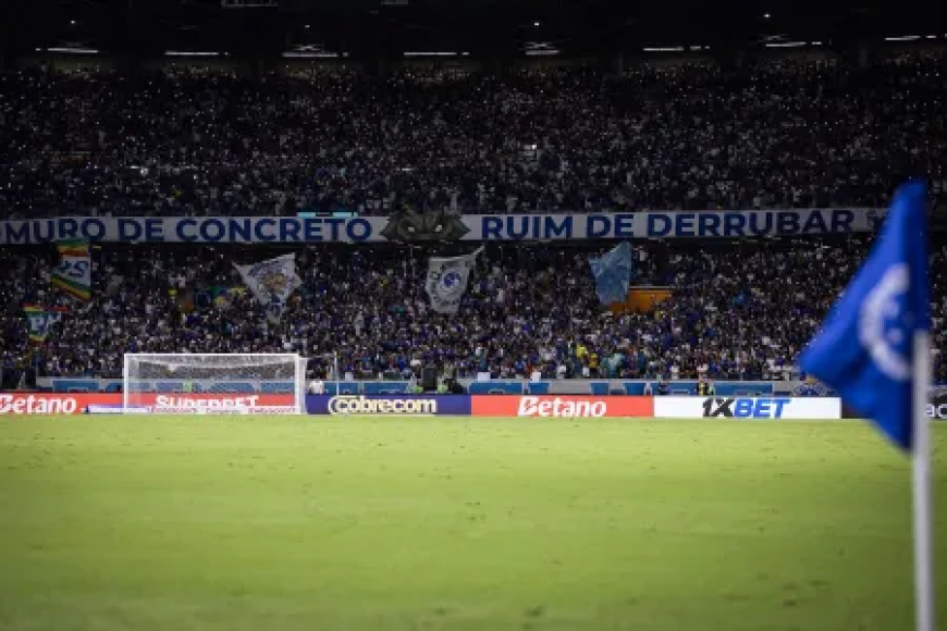 Com promoção, Cruzeiro inicia venda de ingressos para duelo