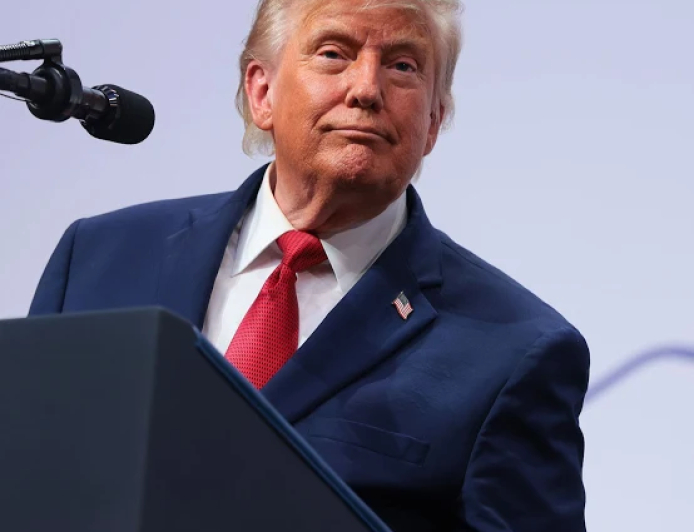 Trump diz ter pedido revisão à Fifa e critica arbitragem após expulsão de atacante dos EUA